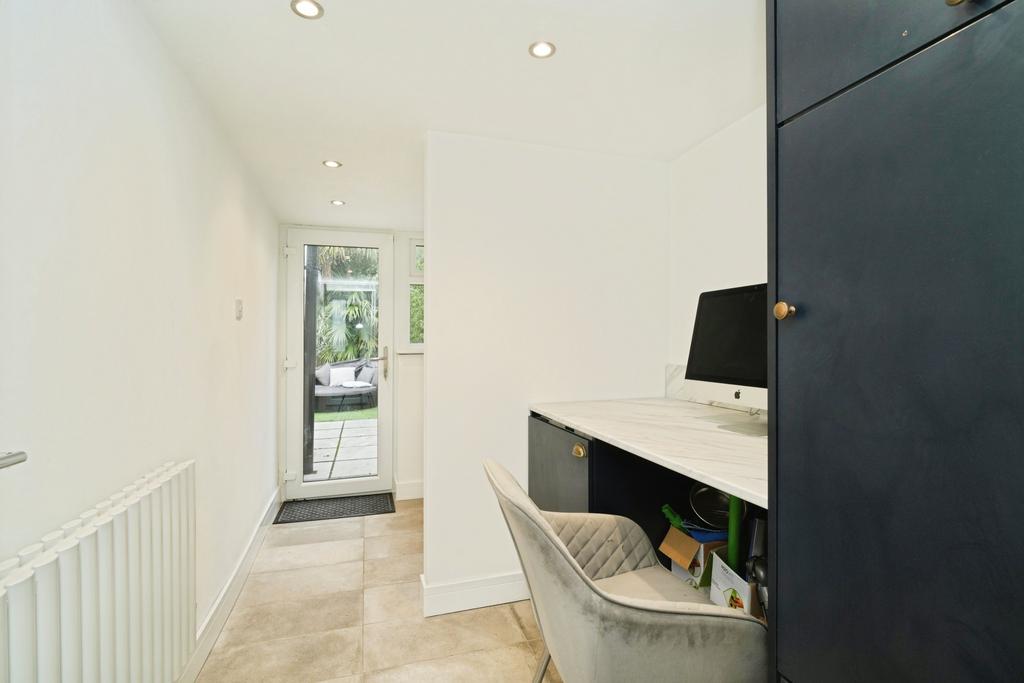 Snug / Office