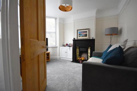 2 bedroom terraced house for sale, South Undercliff, Rye
