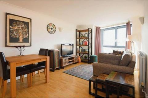 undefined, Lewis Gardens, Stamford Hill, N16