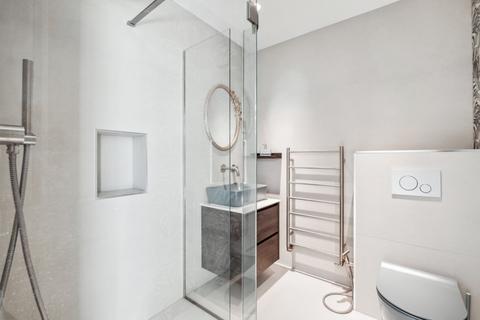 4 bedroom house to rent, Somerset Road, London