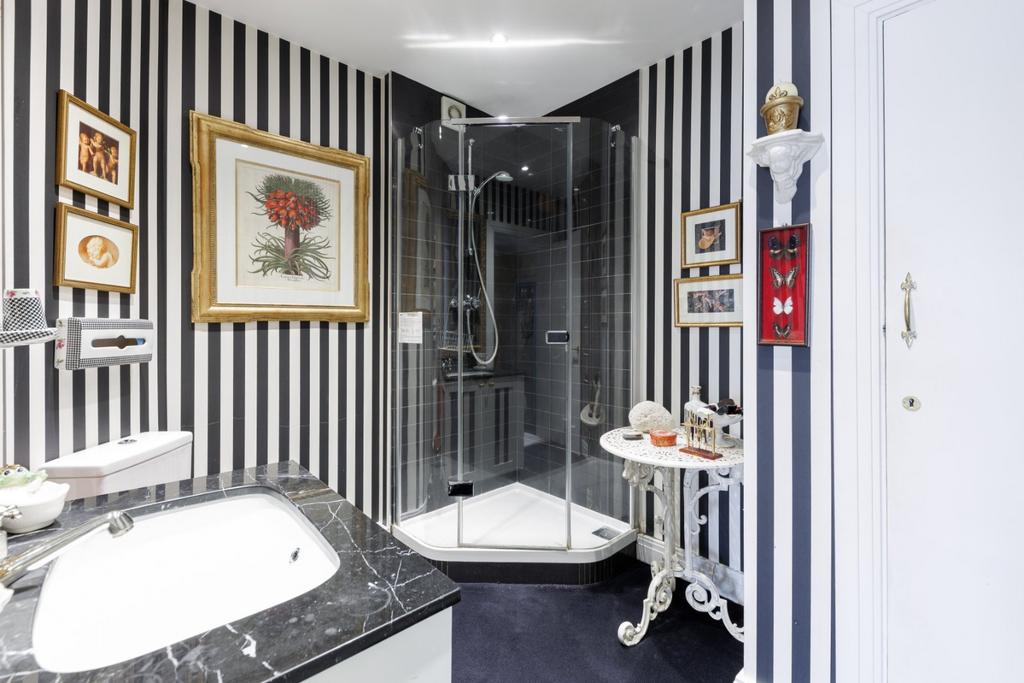 Bathoom