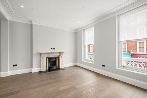 3 bedroom flat to rent, Clifton Road, London
