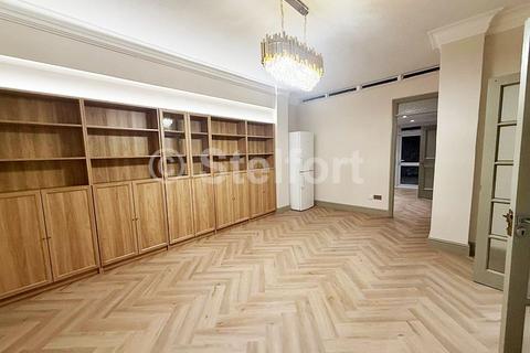 3 bedroom flat to rent, Templars Avenue, London NW11