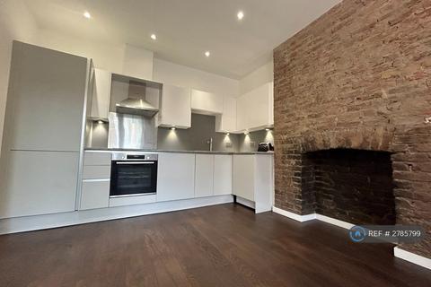 2 bedroom flat to rent, Princess Crescent, London, N4