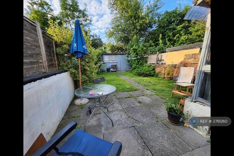 undefined, Raleigh Road, London, N8