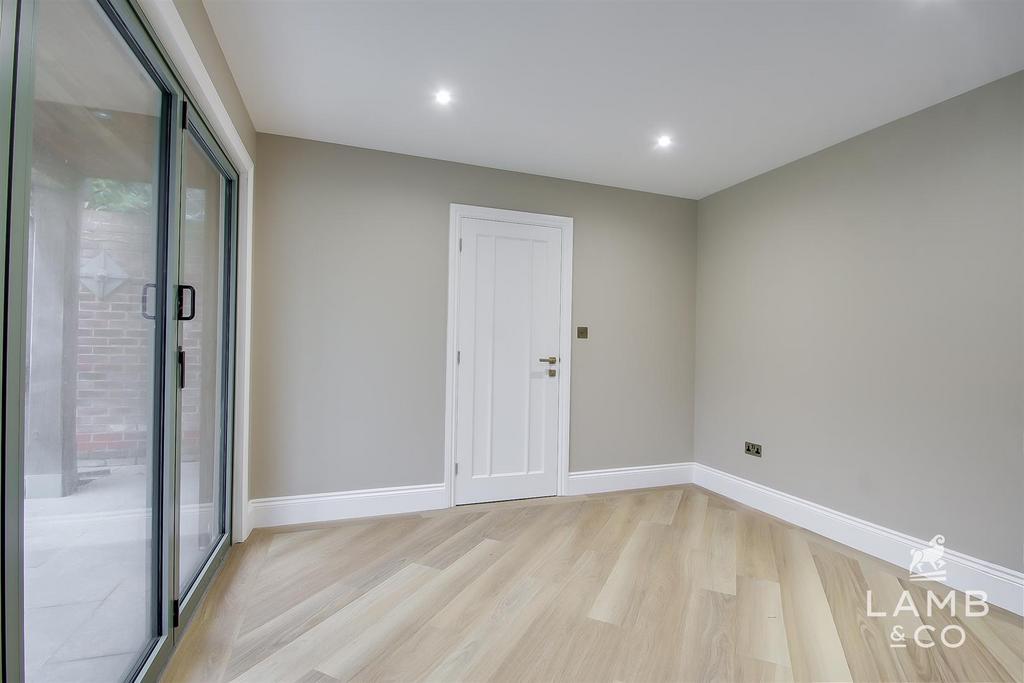 Garden room