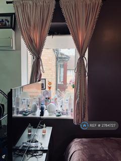 1 bedroom flat to rent, Church Place, London, CR4