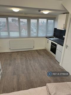 1 bedroom in a house share to rent, Barley Lane, Ilford, IG3