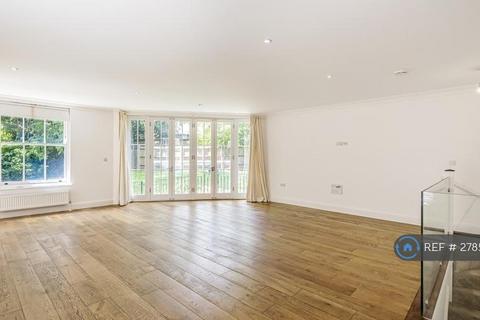 undefined, Fox Hill, London, SE19