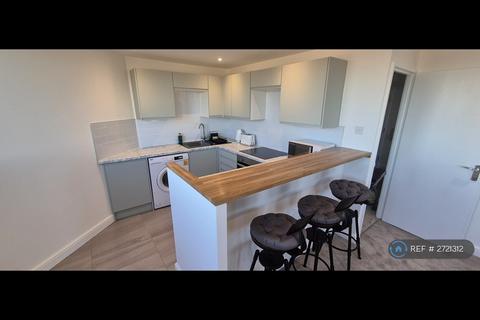 1 bedroom flat to rent, Tamar Square, Woodford Green, IG8