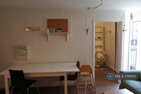 undefined, Argent Court, Grays, RM17