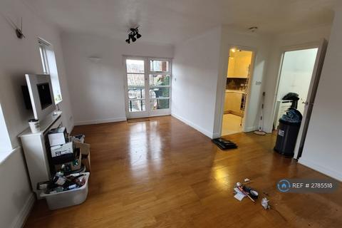 2 bedroom flat to rent, Ashton House, Manchester, M15