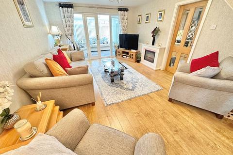 3 bedroom semi-detached house for sale, Ascot Drive, Great Sutton
