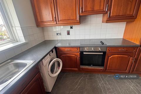 2 bedroom flat to rent, Bracken Close, London, E6
