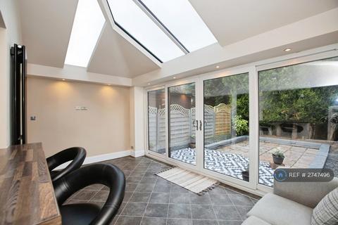 undefined, Hollowhead Lane, Blackburn, BB1