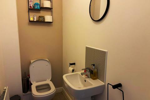 3 bedroom semi-detached house for sale, Hackness Road, Hamilton, LE5