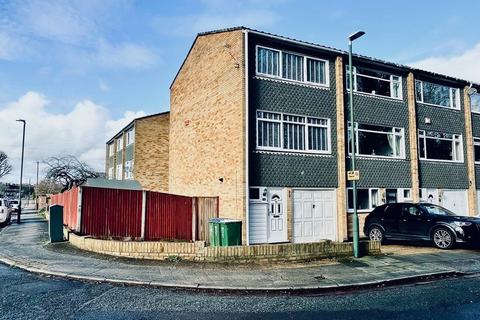 3 bedroom terraced house for sale, Cornell Close, Sidcup