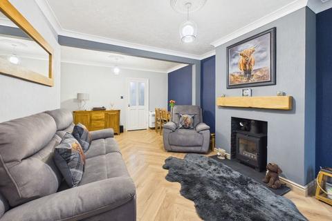 2 bedroom terraced house for sale, Wold Road, Hull