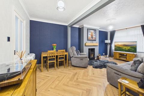 2 bedroom terraced house for sale, Wold Road, Hull