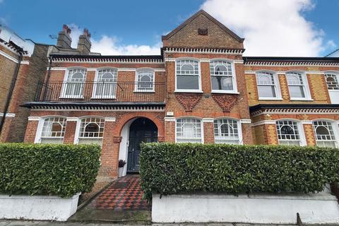 1 bedroom flat to rent, Crockerton Road, Wandsworth Common. SW17 7HG