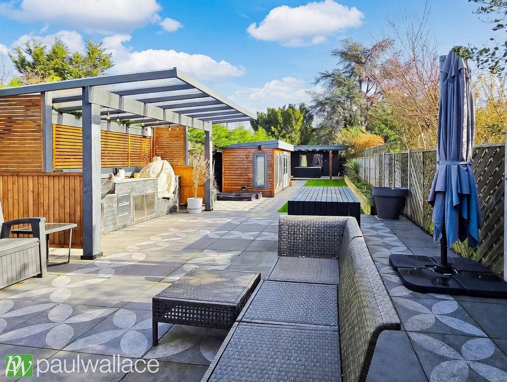 110' Rear Garden