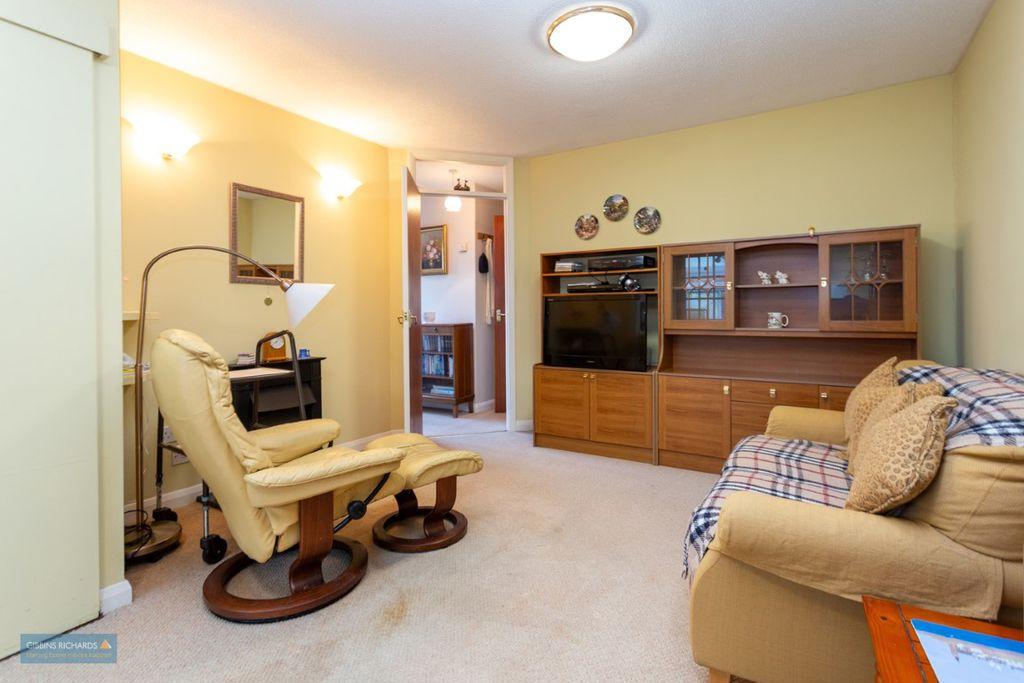 Sitting/Dining Room
