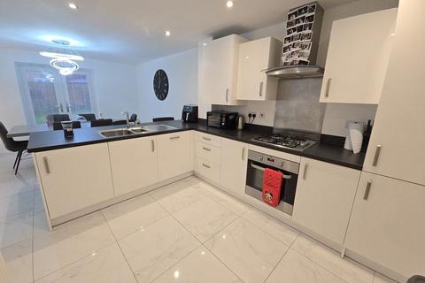 3 bedroom townhouse for sale, Leveson Court, Fenwick Park, Bedlington