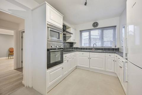 5 bedroom semi-detached house to rent, Sweet Briar Grove, N9, Edmonton, London, N9