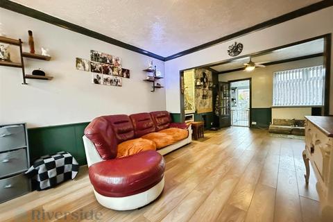 undefined, Harewood Avenue, Hull HU9