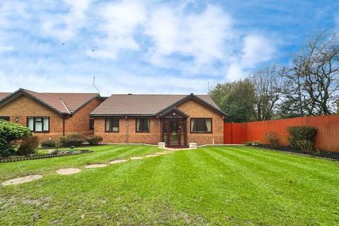 undefined, Carnoustie Close, Bloxwich, WS3 3UH
