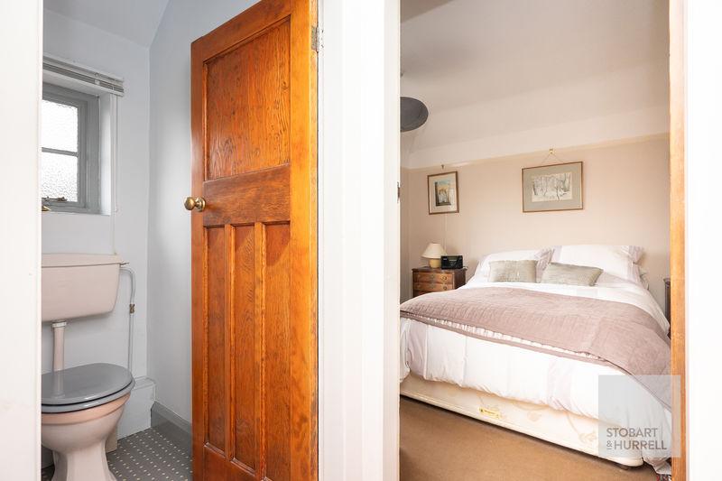 Bedroom To Toilet