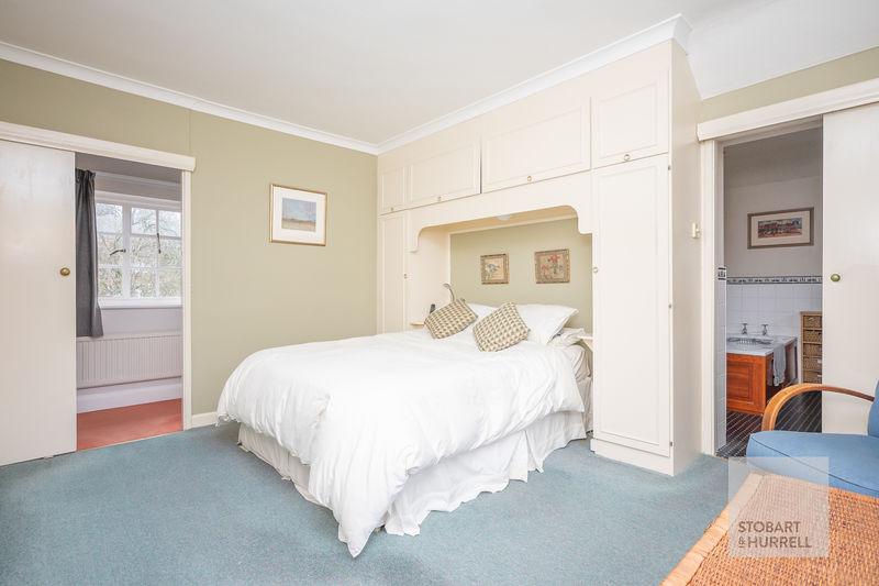 Bedroom To En-Suite