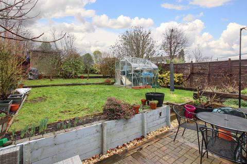 3 bedroom semi-detached house for sale, Christchurch Road, Tring