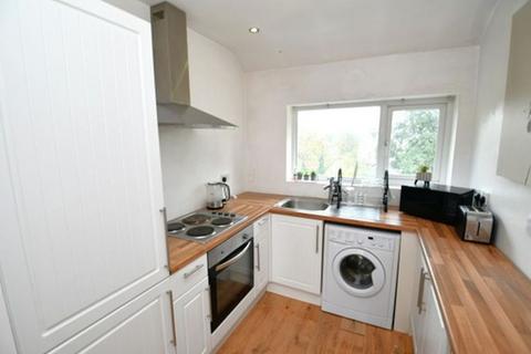 2 bedroom apartment to rent, Seedley Terrace, Salford