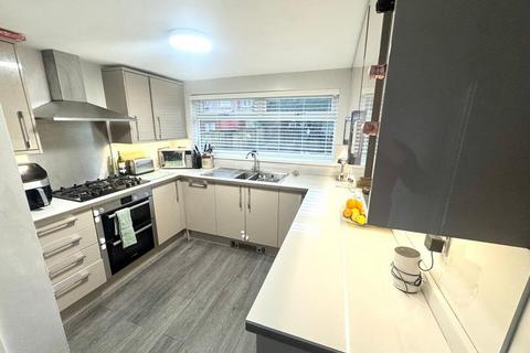 3 bedroom semi-detached house for sale, Coniscliffe Avenue, Kenton