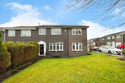 4 bedroom townhouse for sale, Crosshill Walk, Ladybridge