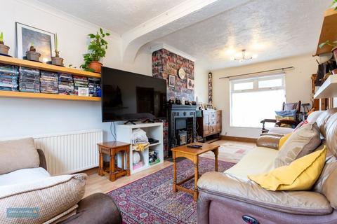 4 bedroom semi-detached house for sale, Wordsworth Drive, Taunton