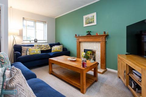 3 bedroom terraced house for sale, Clover Mead, Taunton