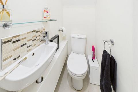 3 bedroom house for sale, Chelsham Road, Warlingham