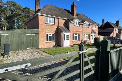 3 bedroom semi-detached house to rent, Duncan Crescent, Bovington, Wareham