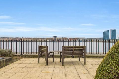 undefined, Sandling Way, Chatham