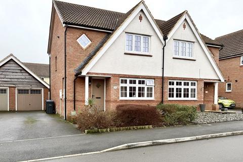 3 bedroom semi-detached house for sale, Beacon Drive, Calne SN11