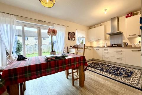 3 bedroom semi-detached house for sale, Beacon Drive, Calne SN11