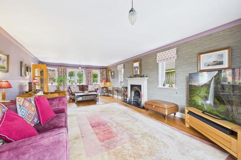 5 bedroom detached house for sale, Swan Court, Newport TF10
