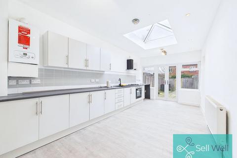 3 bedroom terraced house for sale, Worsley Road North, Manchester M28
