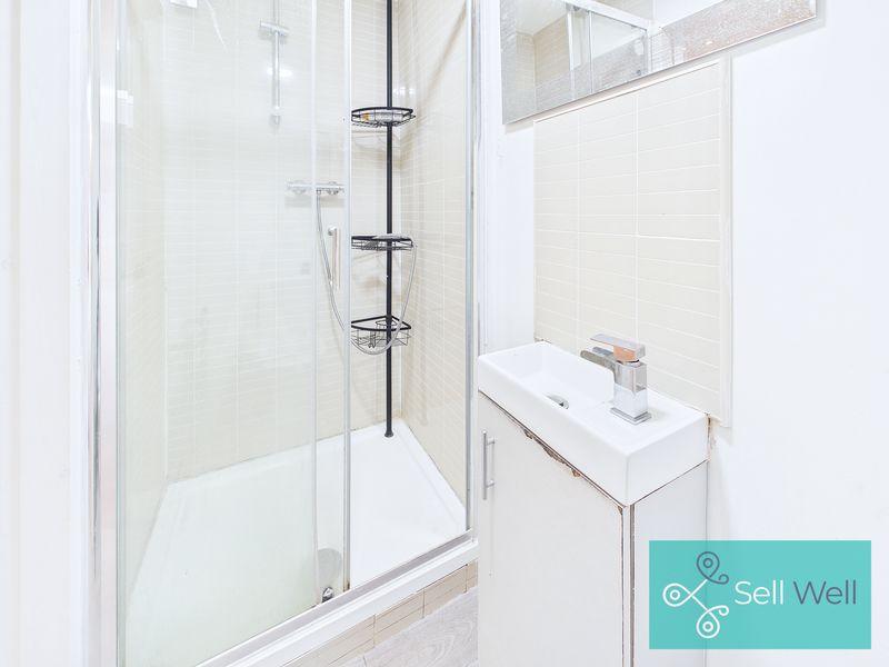 Ground Floor Shower