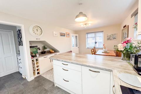 undefined, Crane Cottages, Cranmore