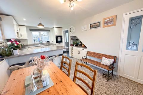 undefined, Crane Cottages, Cranmore
