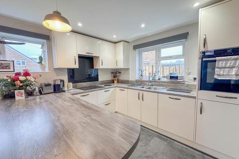 undefined, Crane Cottages, Cranmore
