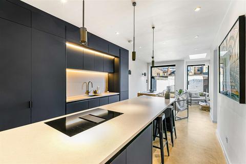 3 bedroom semi-detached house for sale, South Lane, Kingston Upon Thames KT1